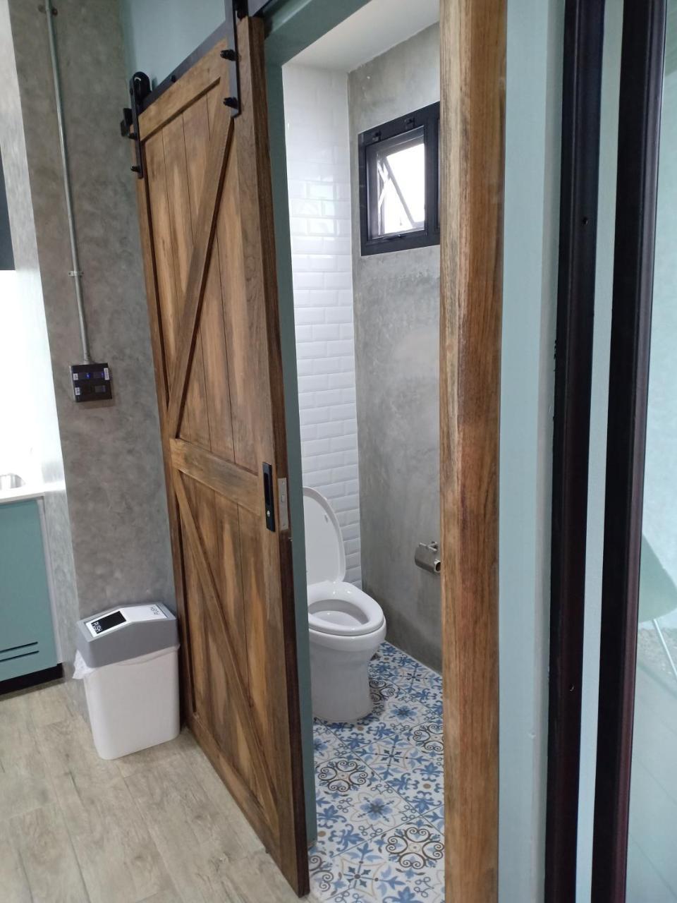 Hotel Luck Esan Loft Ubon Ratchathani Zewnętrze zdjęcie
