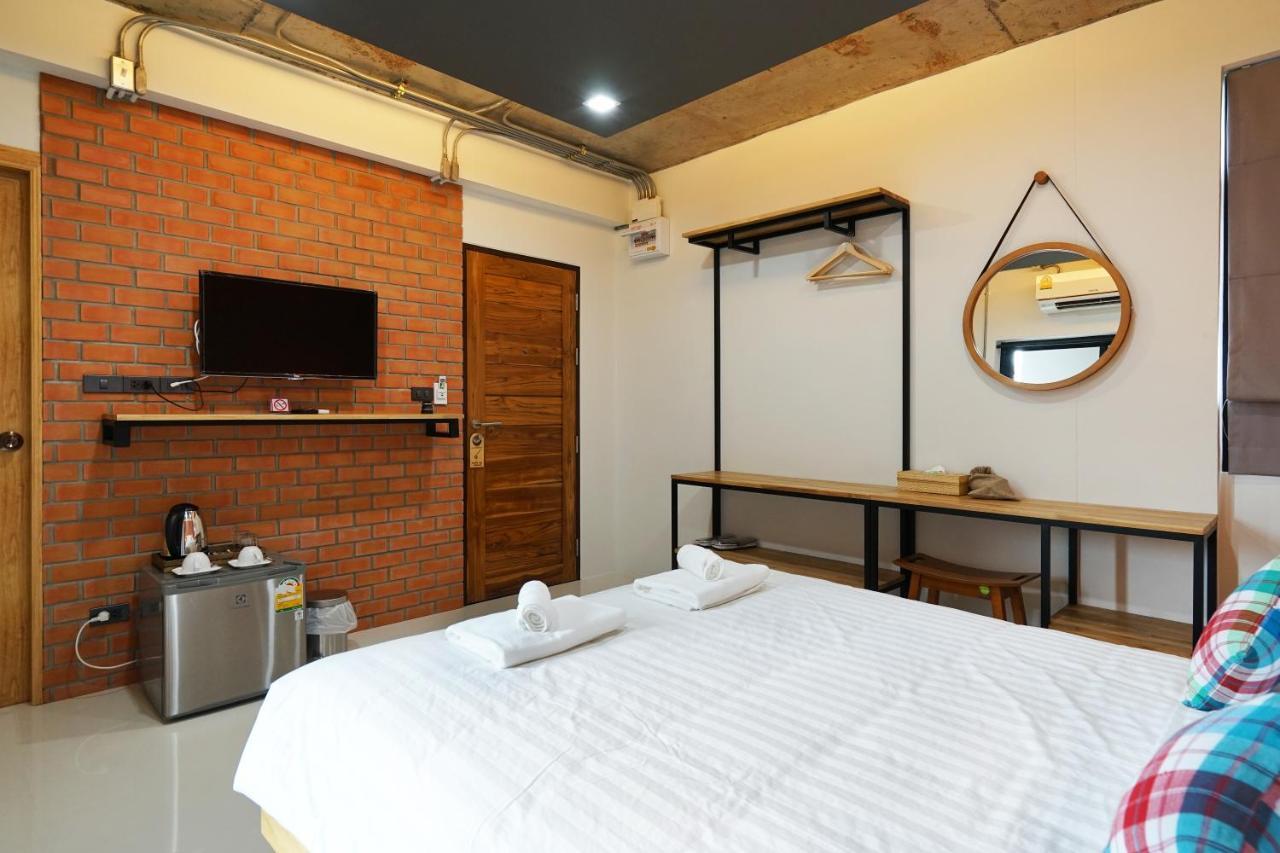 Hotel Luck Esan Loft Ubon Ratchathani Zewnętrze zdjęcie