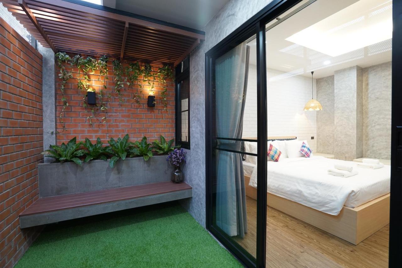 Hotel Luck Esan Loft Ubon Ratchathani Zewnętrze zdjęcie
